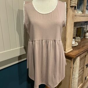 Zenana Outfitters Tan Sleeveless Tank Top